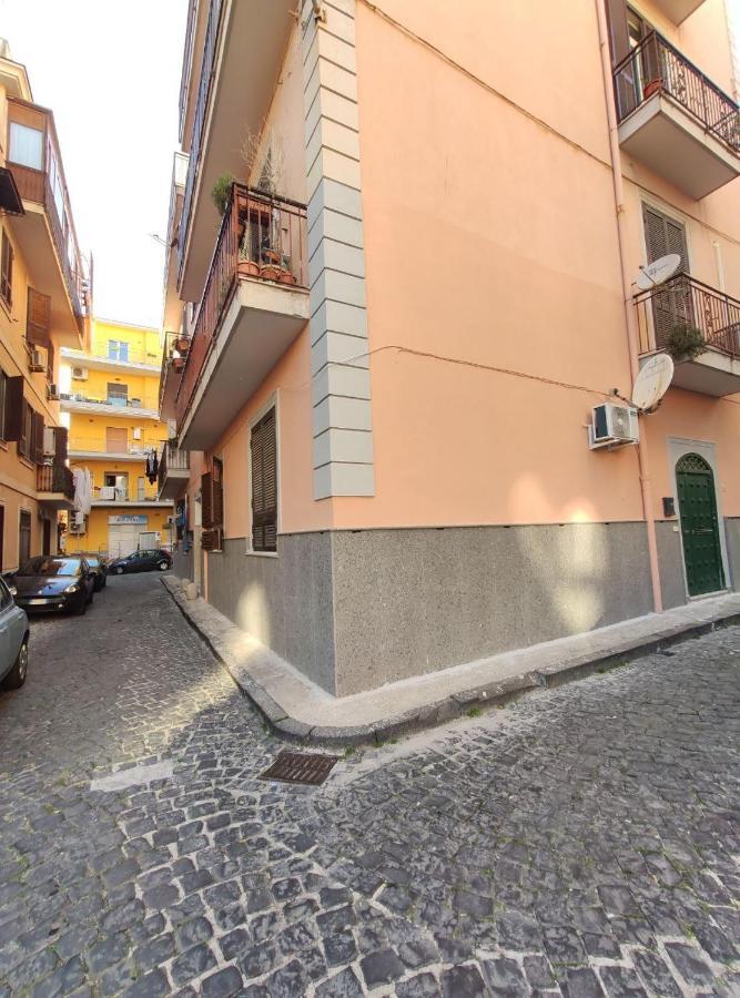 Flat Near The Sea In Pozzuoli Apartment Exterior photo